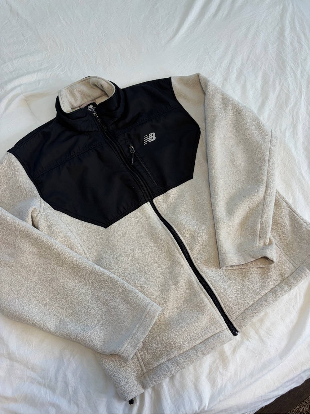 New Balance Men's Two-Tone Fleece Jacket - Cream & Black